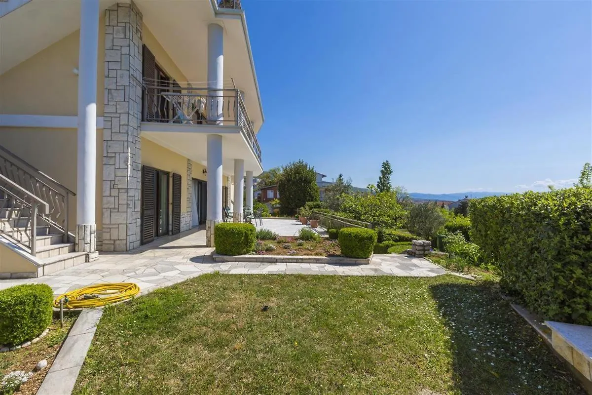Janja C. Apartment Crikvenica