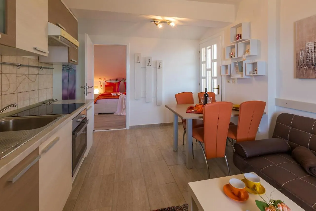 Janja C. Apartment Crikvenica 0*,
